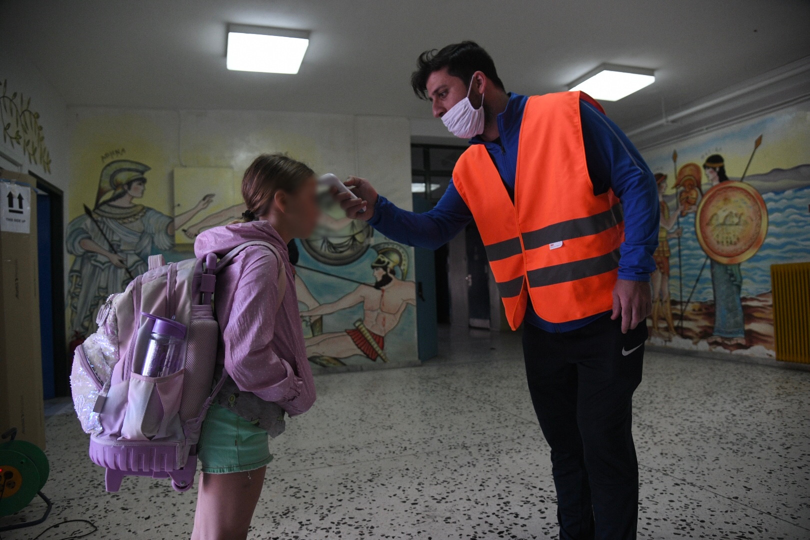 Θεοδωρικάκος: Δωρεάν οι μάσκες για τους μαθητές στα σχολεία – Κεραμέως: Δεν θα είναι υποχρεωτικές στα διαλείμματα