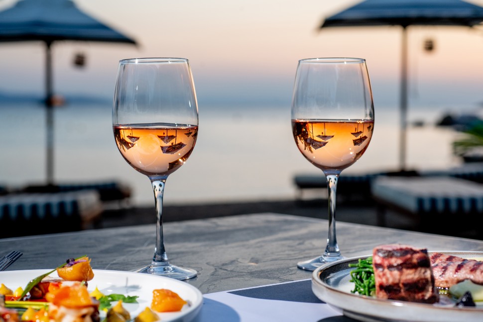 59 πράγματα που μας έχουν λείψει: Τα απογεύματα με το καλύτερο ηλιοβασίλεμα από το 40Forty