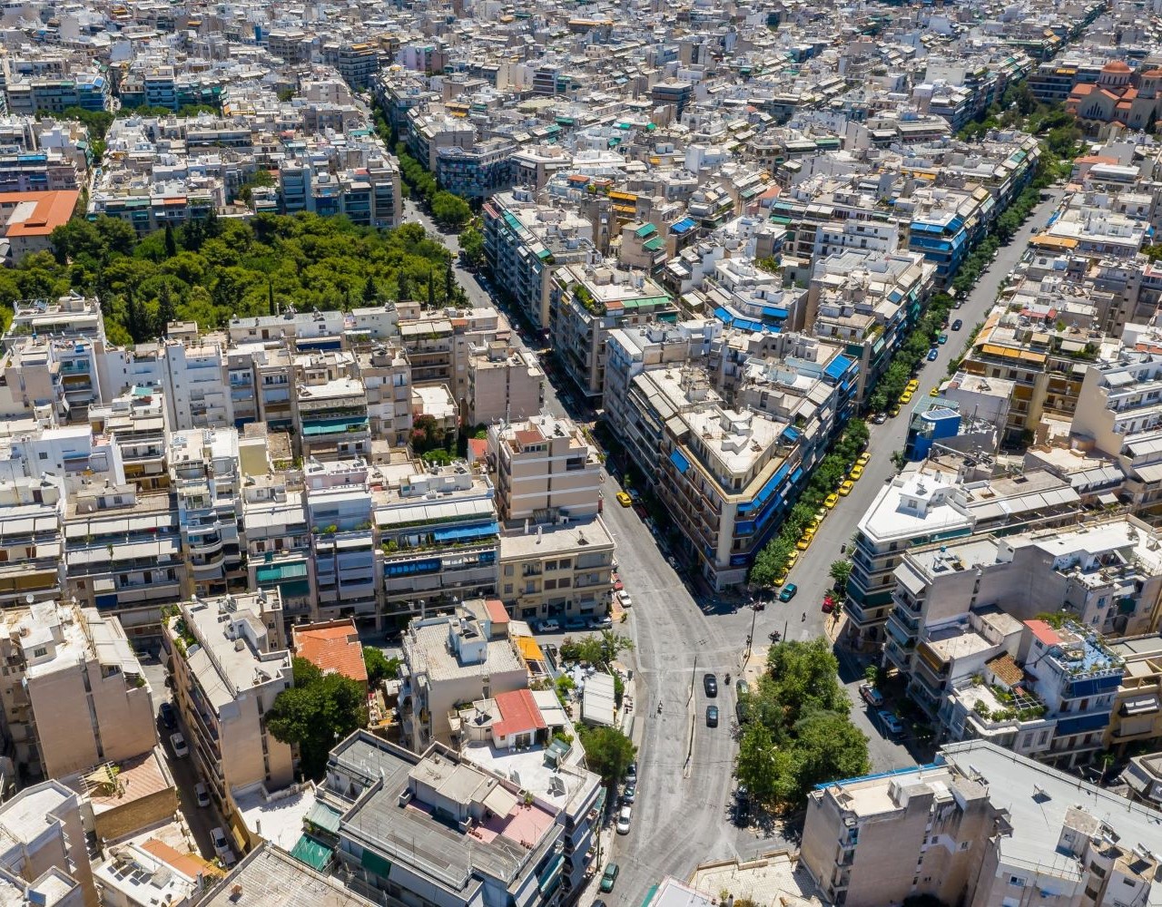 Παγκράτι, η συνοικία των Γραμμάτων, των Τεχνών και του Χατζιδάκι