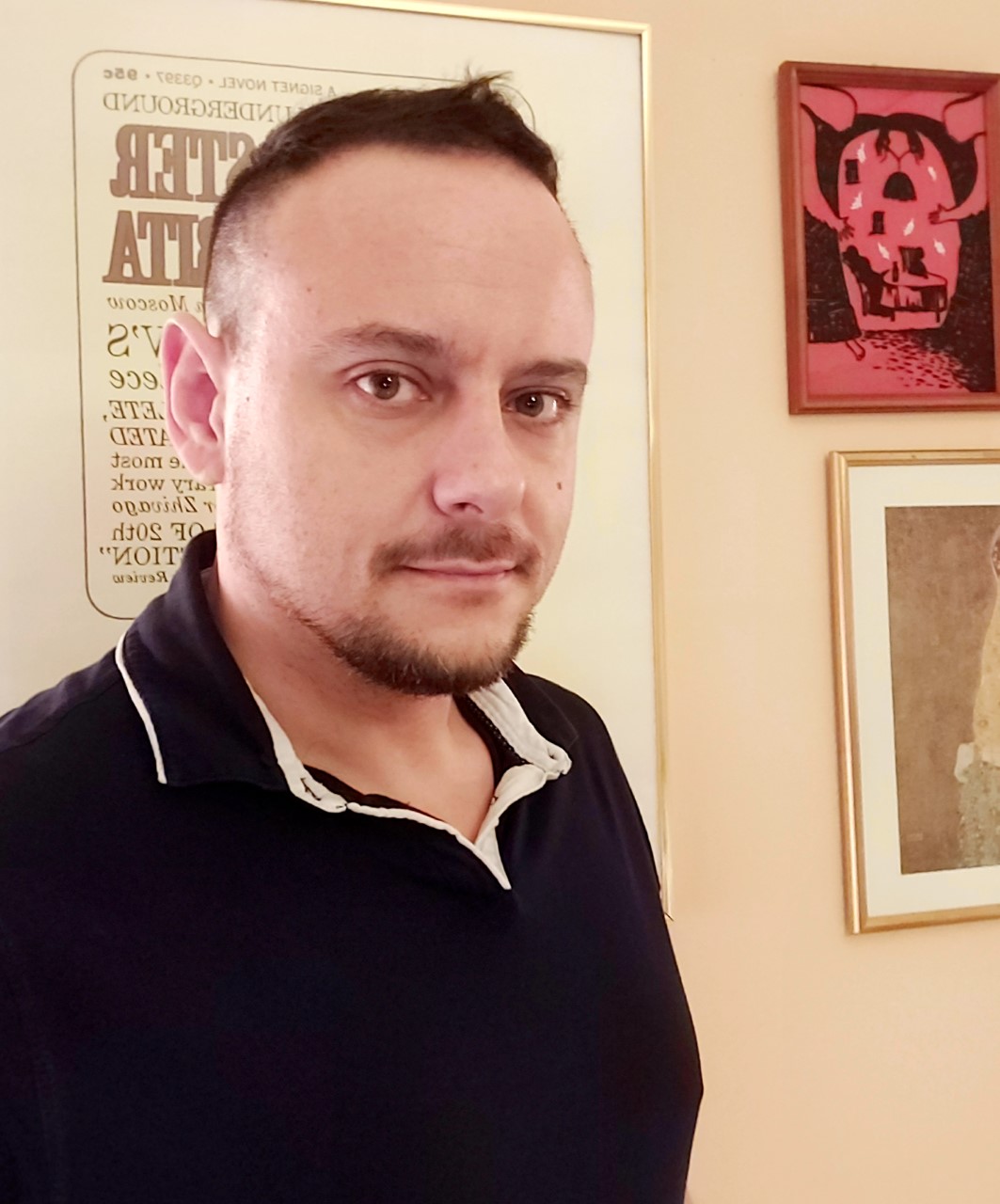 Ο Γκίκας Μαγιορκίνης στην αποφοίτηση των Εκπαιδευτηρίων Γείτονα