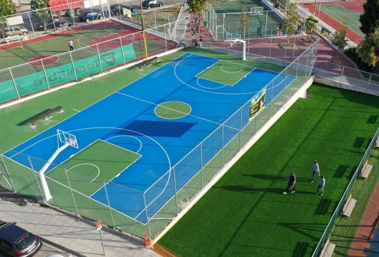 Ένα καινούργιο γήπεδο μπάσκετ στην περιοχή της Ευρυάλης παρουσιάζει ο δήμος Γλυφάδας