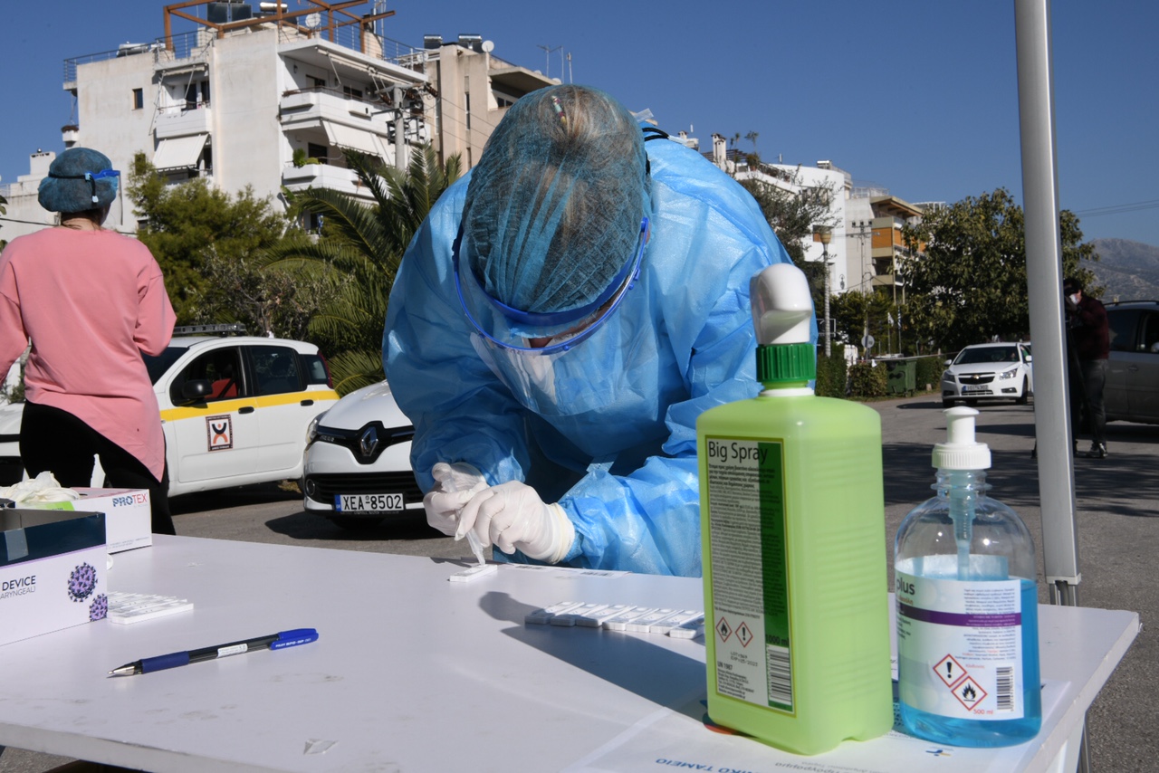 Νότια προάστια: Πόσα κρούσματα ανακοινώθηκαν τη Δευτέρα 15/2