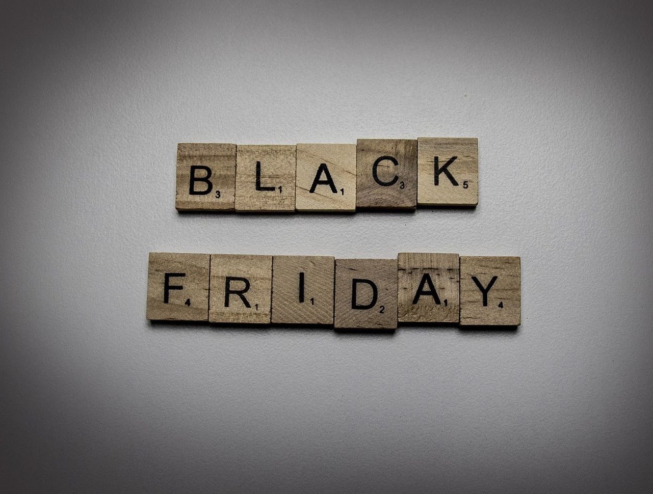 Τι καλό αγόρασες στην περσινή Black Friday και τι έχεις βάλει στο μάτι φέτος;