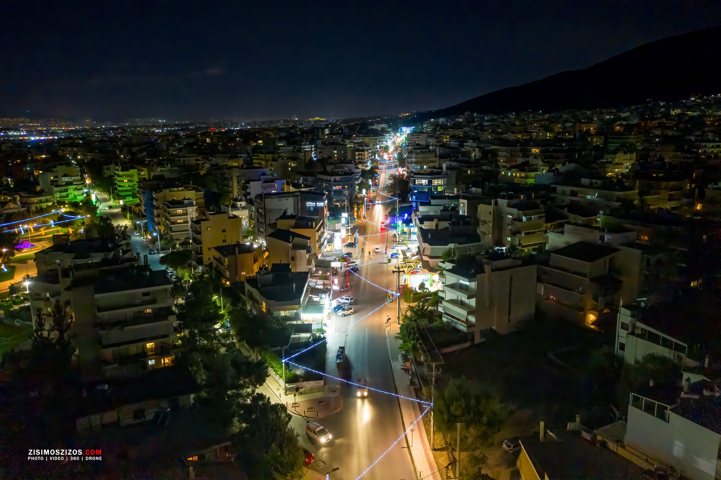 Δύο sms για την μετακίνηση παραμονή & ανήμερα Χριστουγέννων και Πρωτοχρονιάς