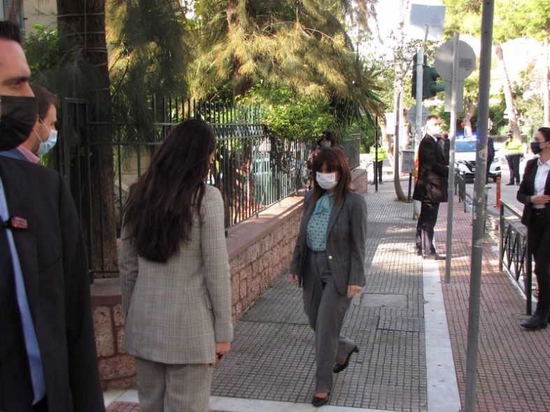 Η πρόεδρος της Δημοκρατίας στον Άλιμο