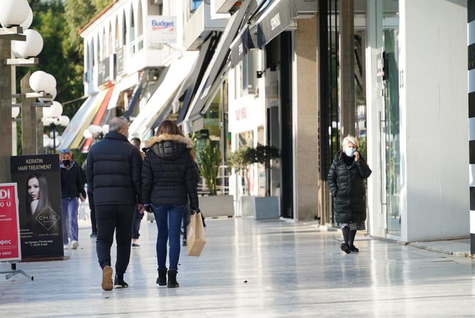 Λιανεμπόριο: Οι πιθανές ημερομηνίες για το άνοιγμα – Αβέβαιο το Πάσχα στο χωριό