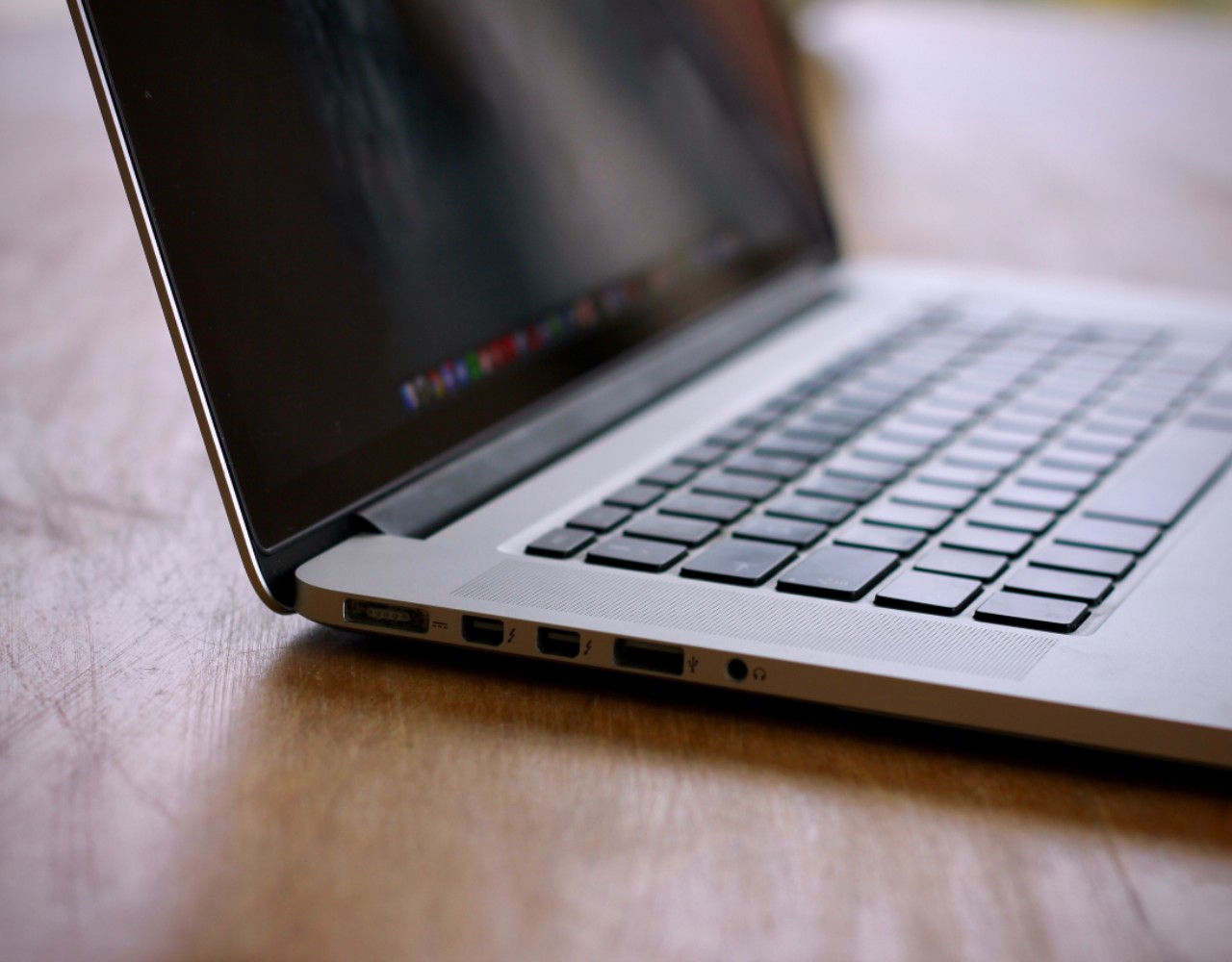 Νέο, προσιτό MacBook Air πιθανόν να κυκλοφορήσει το 2022