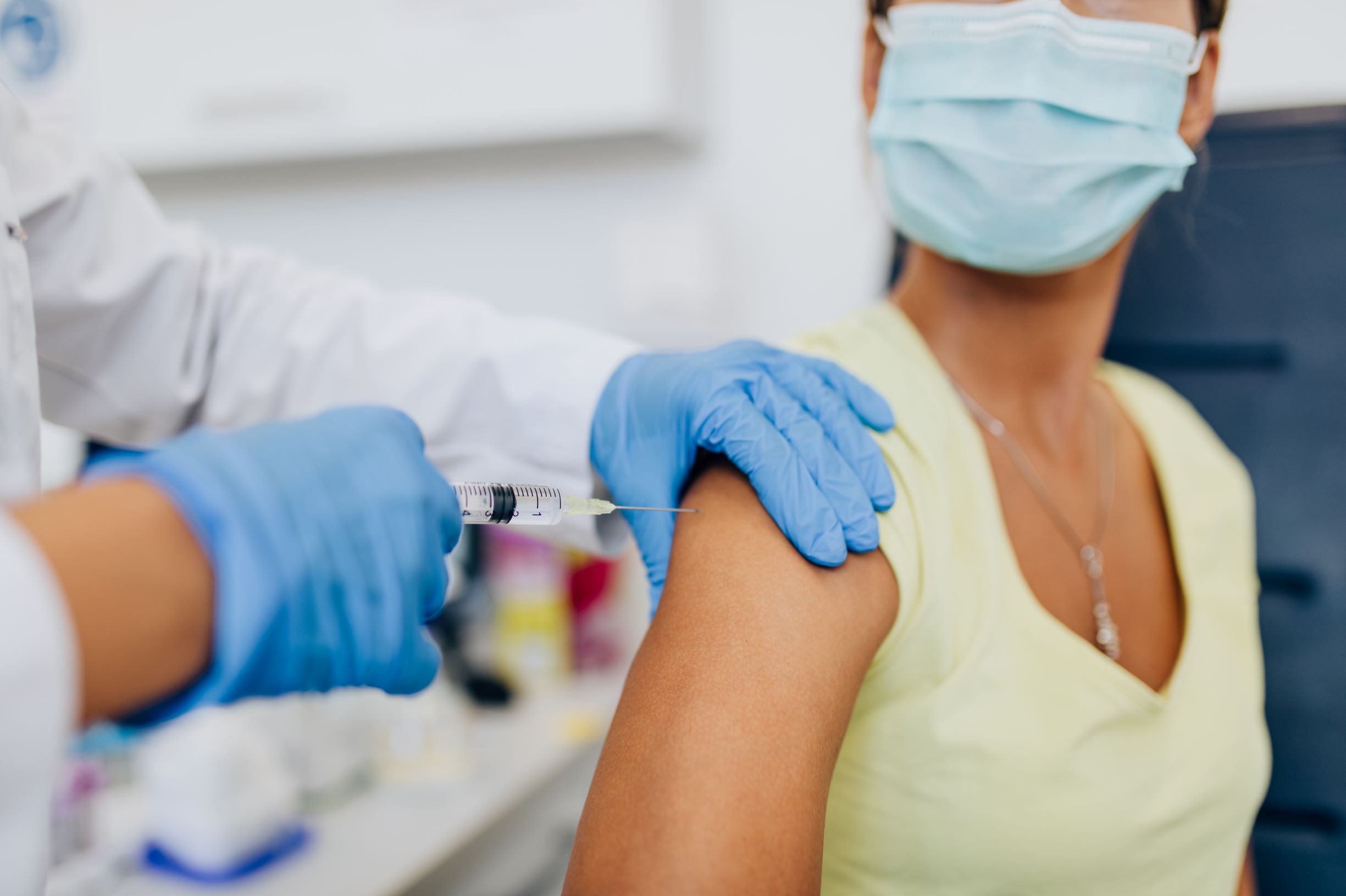 Προγραμματισμό εμβολιασμών κατ’ οίκον διενεργεί ο Δήμος Νέας Σμύρνης