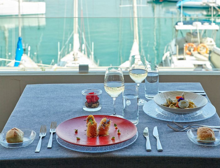 Εστιατόρια μόνο για εμβολιασμένους ή μεικτά; 3 νότιοι επιχειρηματίες απαντούν