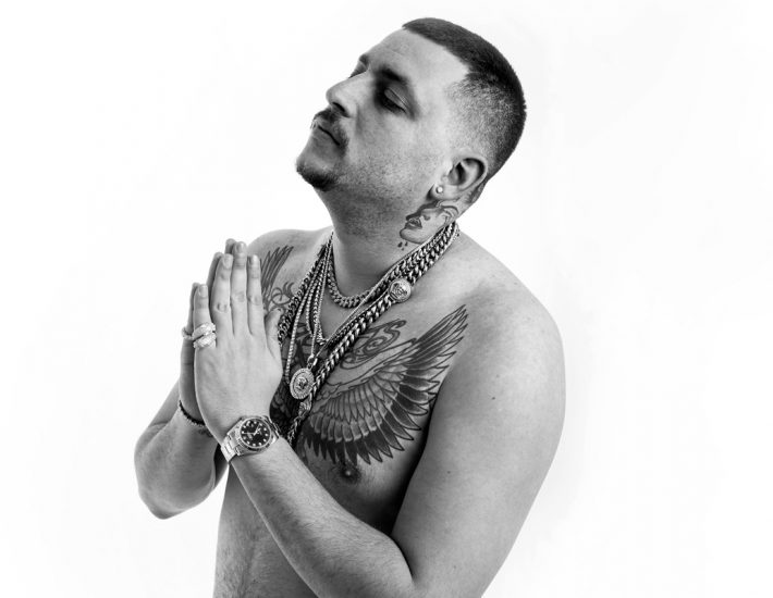 Mad Clip: Η ζωή, η τραπ και η μοιραία αγάπη για την ταχύτητα