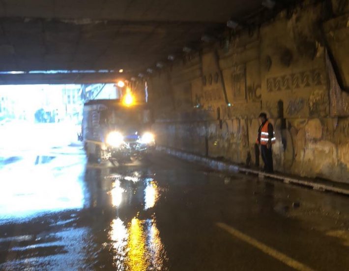 Δήμος Νέας Σμύρνης: Καταγγέλει τον εργολάβο των έργων στην περιοχή μεταξύ Εφέσου- Κράτητος για τις ζημιές από την κακοκαιρία