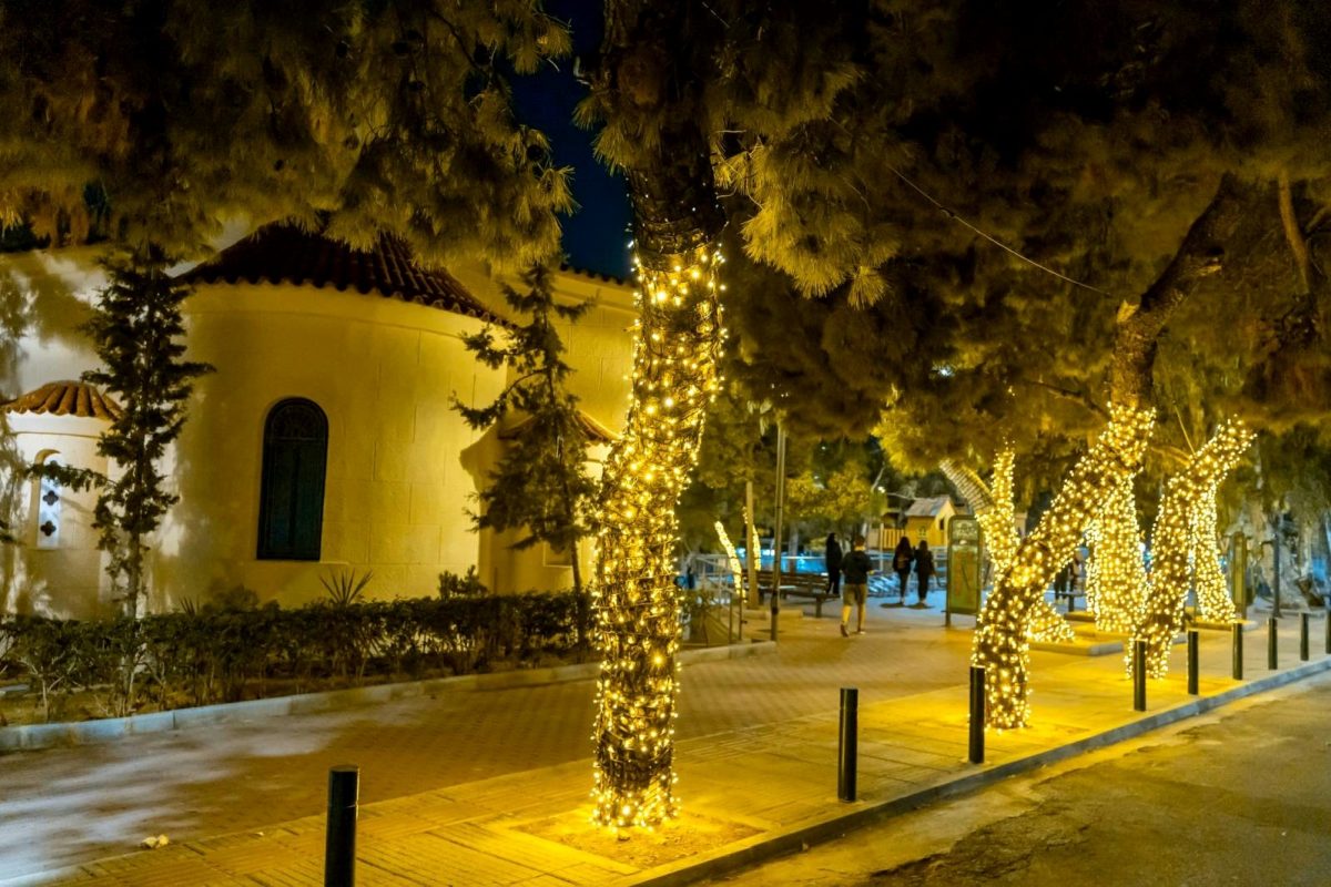 Χριστούγεννα στον Δήμο Γλυφάδας: Στις 30 Νοεμβρίου ανάβουν τα φωτάκια