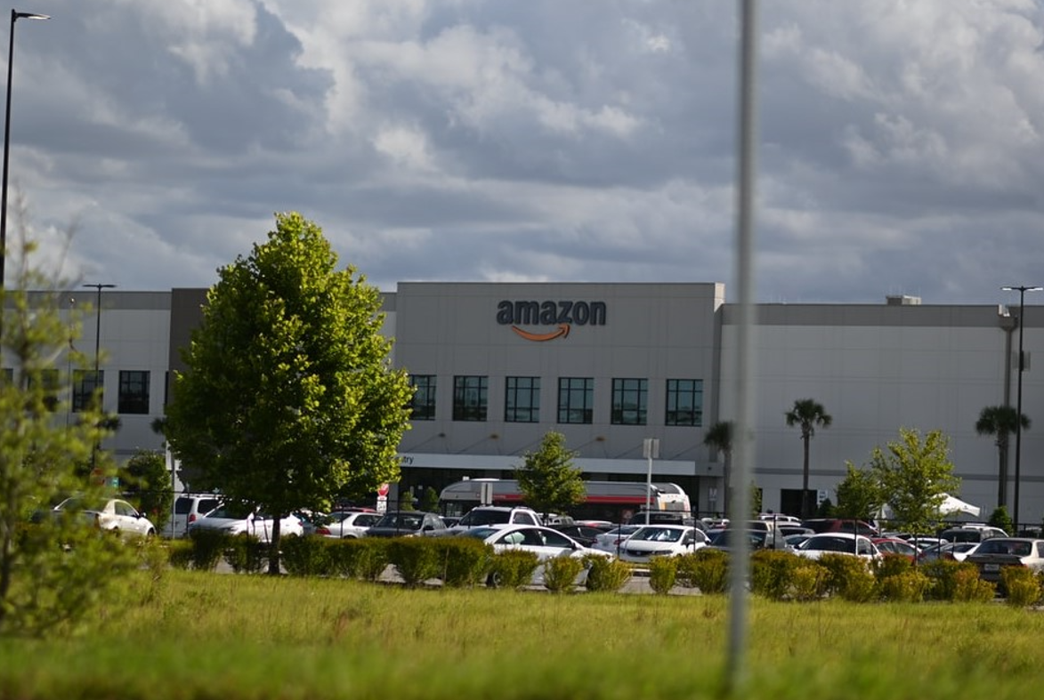 Η Amazon έρχεται στην Ελλάδα