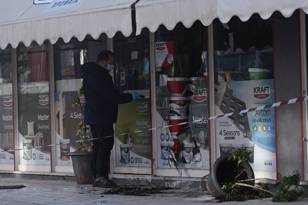 Δολοφονία στη Γλυφάδα: Η μητέρα του 51χρονου διαψεύδει τους ισχυρισμούς του περί προσωπικών διαφορών με το θύμα