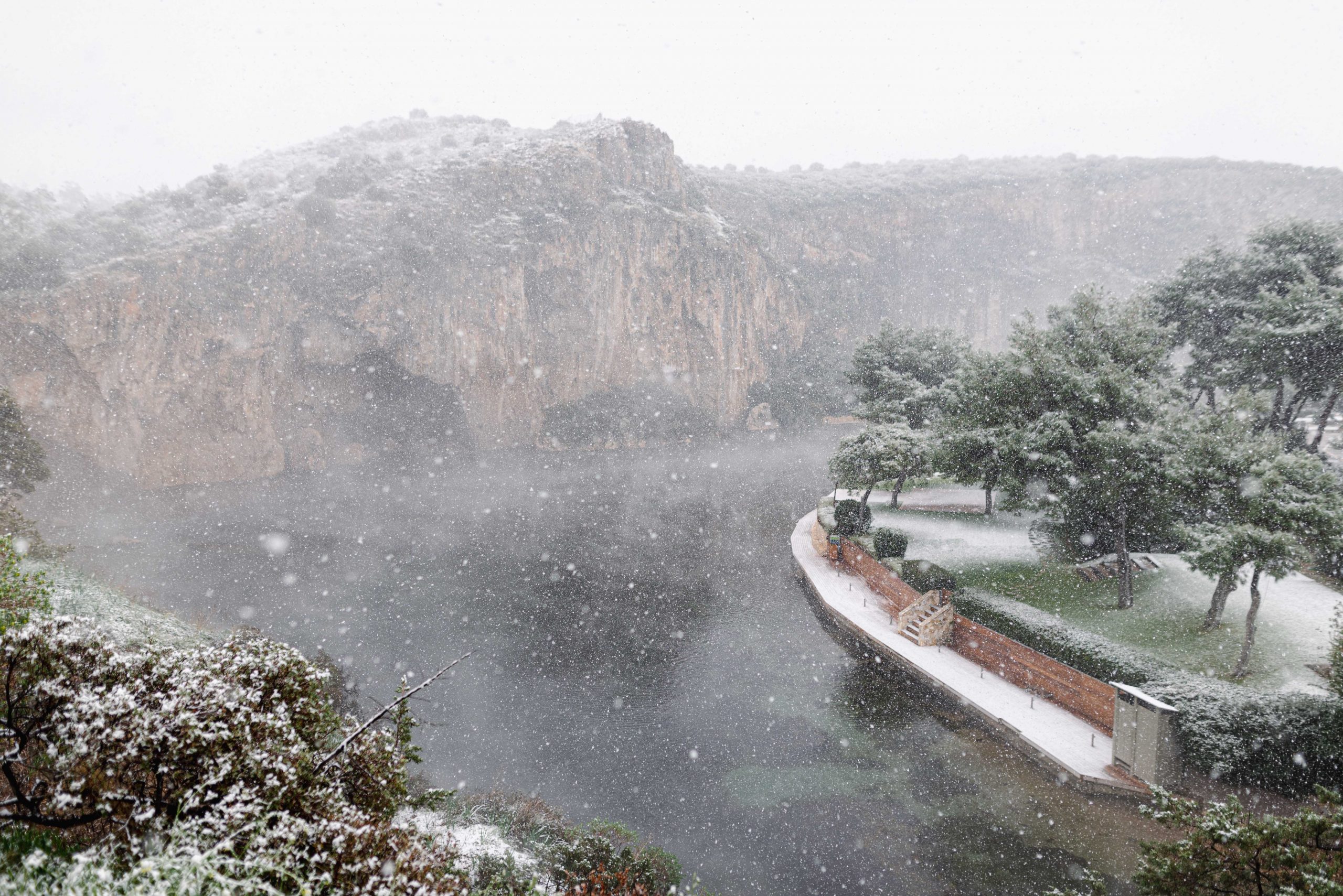Χιόνια Βουλιαγμένη