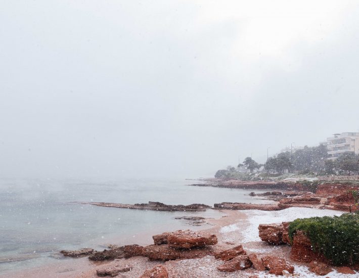 Χιόνια Βάρκιζα