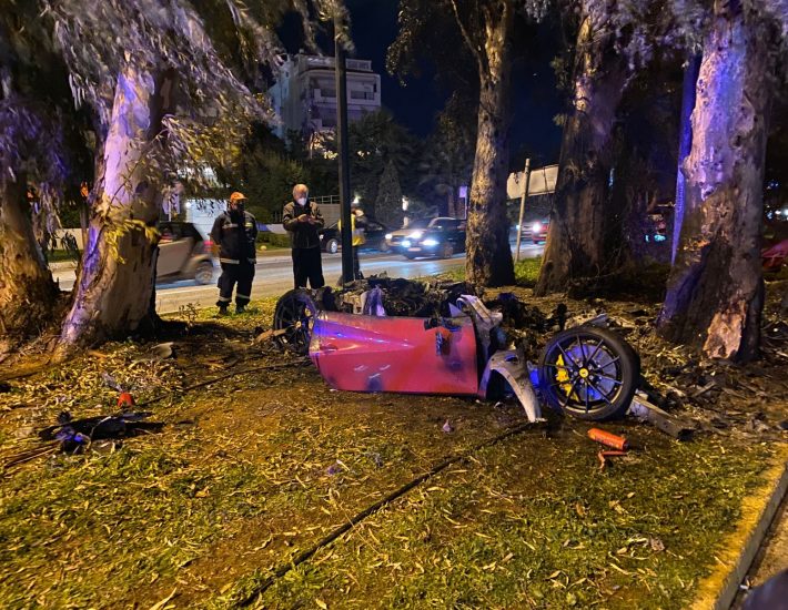 Τροχαίο με τη Ferrari του Μονογυιού: «Δεν έπρεπε να αρπάξει φωτιά τόσο εύκολα» λέει πραγματογνώμονας