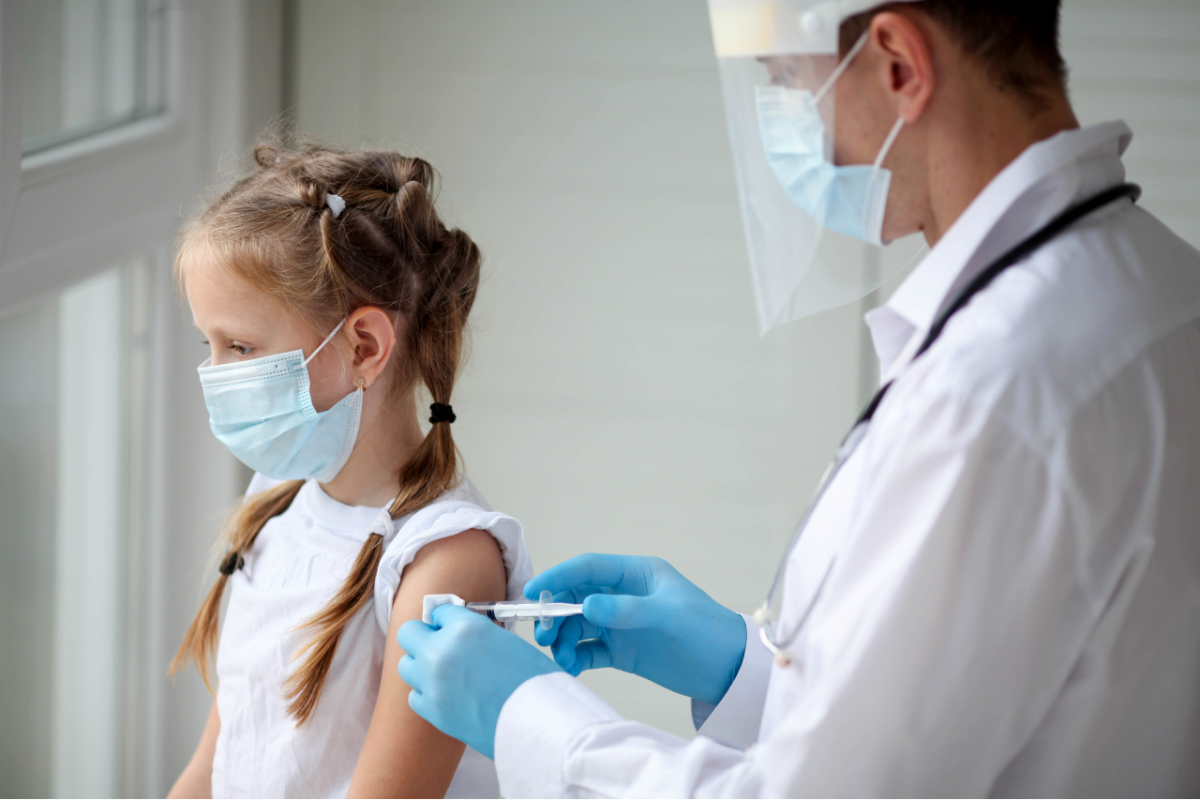 Εμβόλιο κορονοϊού στα παιδιά: Μια παιδίατρος απαντά σε 10 βασικές ερωτήσεις