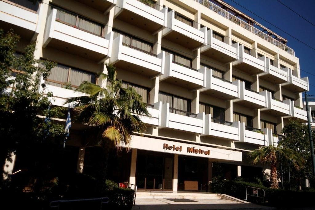 Δύο νέα ξενοδοχεία Hilton σε Πειραιά και Κηφισιά