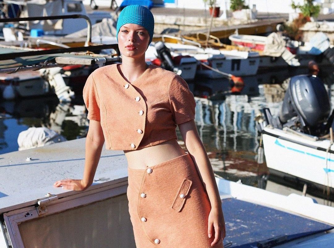 Palu: Το ρετρό fashion brand που λατρέψαμε, με την υπογραφή μιας 25χρονης Γλυφαδιώτισσας