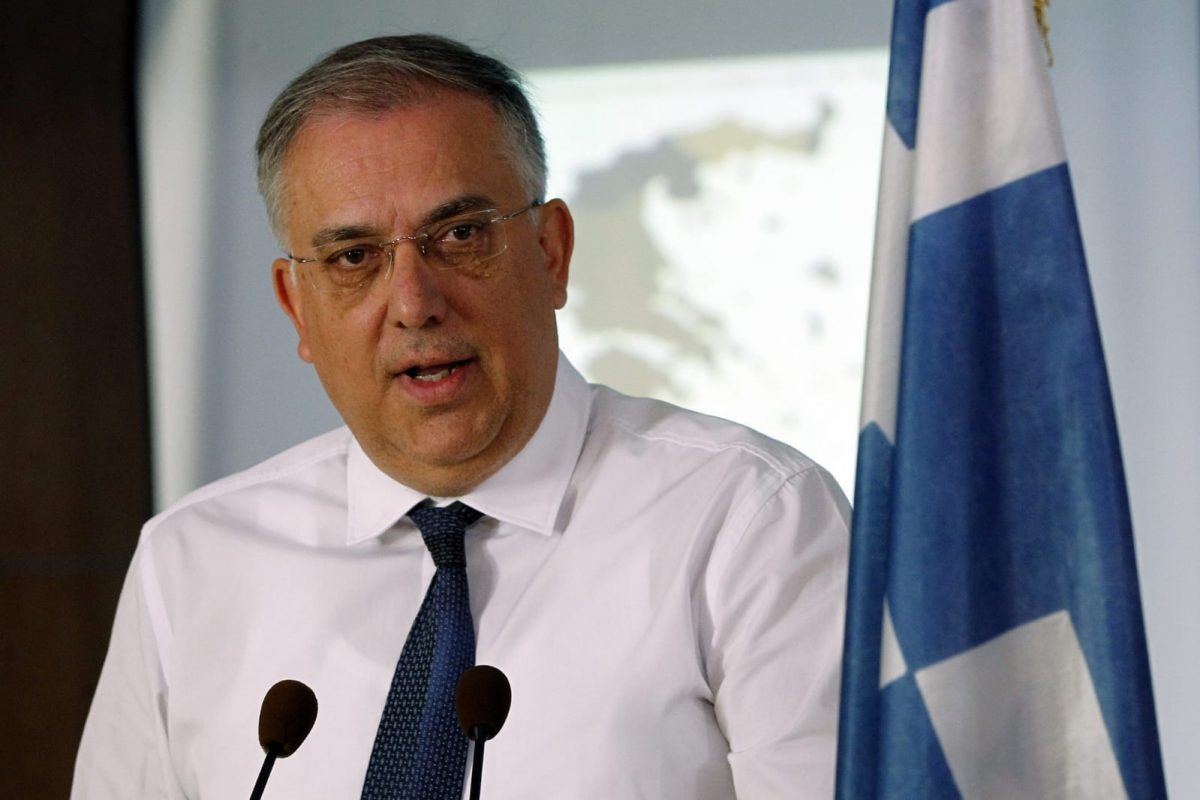 Τάκης Θεοδωρικάκος: «Η κυβέρνηση έπραξε το σωστό για το κόμμα Κασιδιάρη»