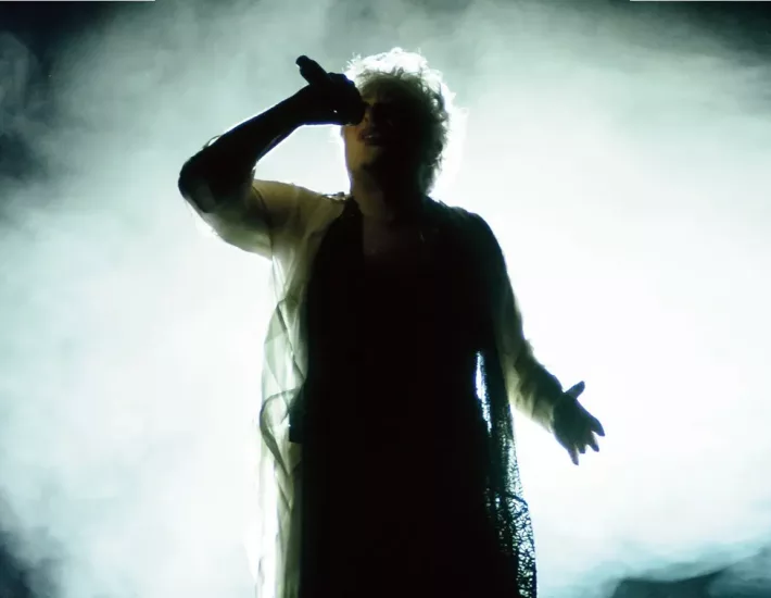 Η Τάνια Τσανακλίδου παρουσιάζει «Το Μαγικό κουτί- μέρος δεύτερο» 26 χρόνια μετά την πρώτη του πρεμιέρα στη Θεσσαλονίκη