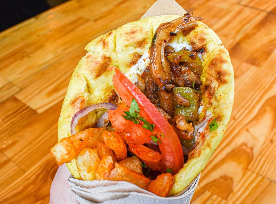 Mama Tierra: Το vegan εστιατόριο απέκτησε το street food “αδελφάκι” του στην Ακρόπολη