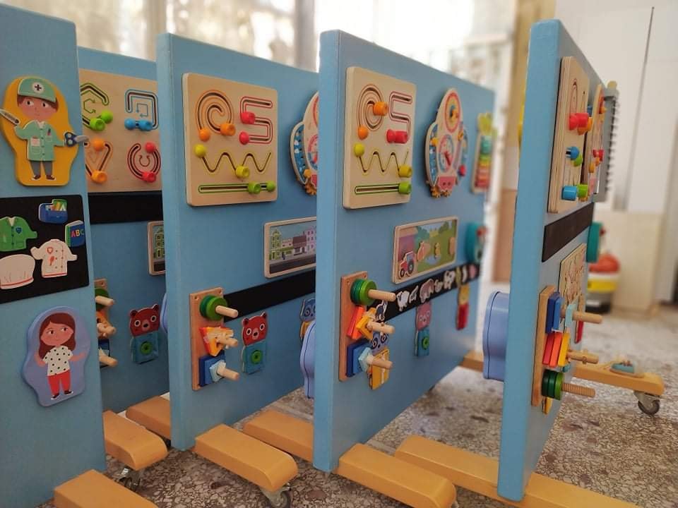 Άλιμος: Ξύλινοι πίνακες δραστηριοτήτων σε νηπιαγωγεία του Δήμου