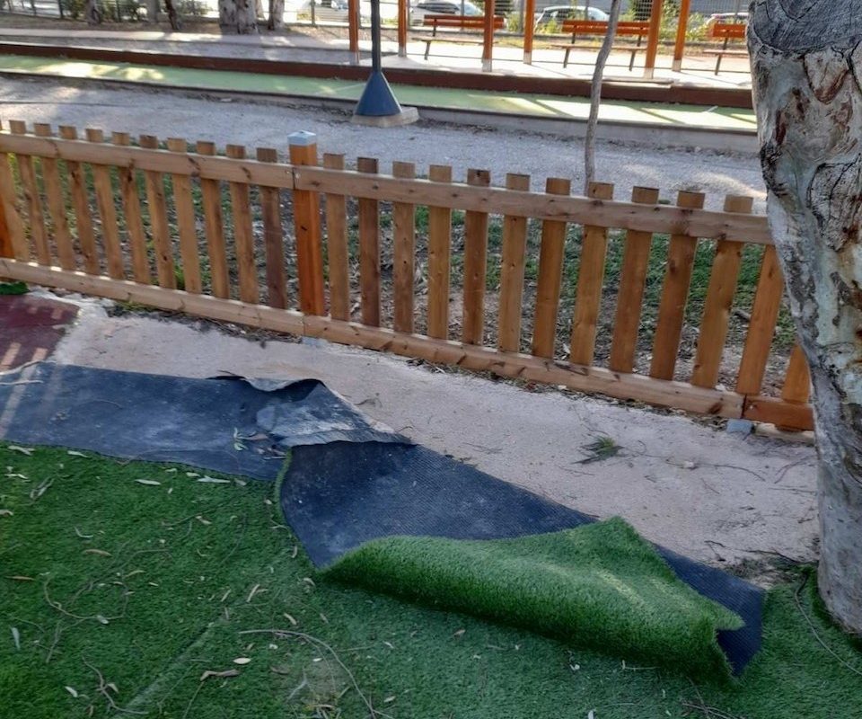 Παλαιό Φάληρο: Τι λέει ο Δήμος για τα φαινόμενα φθορών στις παιδικές χαρές