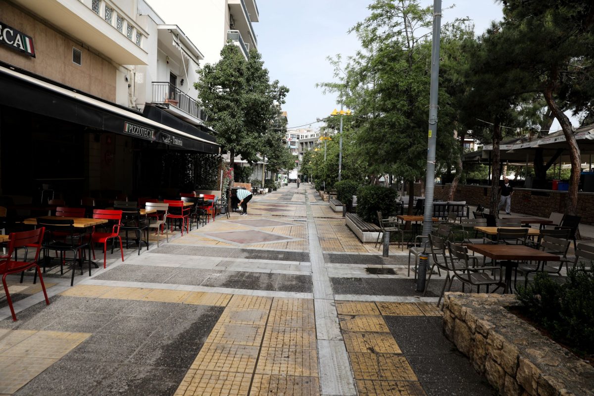 Νέα Σμύρνη: «Τους γνώριζα, νόμιζα ήταν φίλοι μου» λέει ο 15χρονος που δέχτηκε επίθεση με μαχαίρι