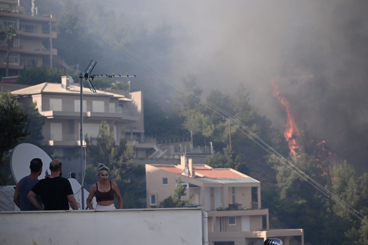 Φωτιά Βούλα: Δεν αποκλείει το ενδεχόμενο εμπρησμού η Πυροσβεστική