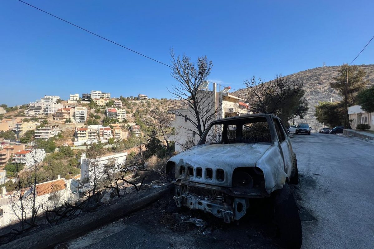 Βούλα: Η επόμενη μέρα μετά τη φωτιά