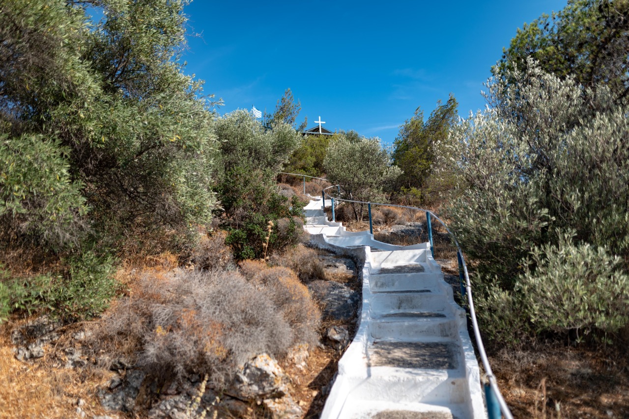 Εκκλησάκι Αγίας Ξενίας Βάρη