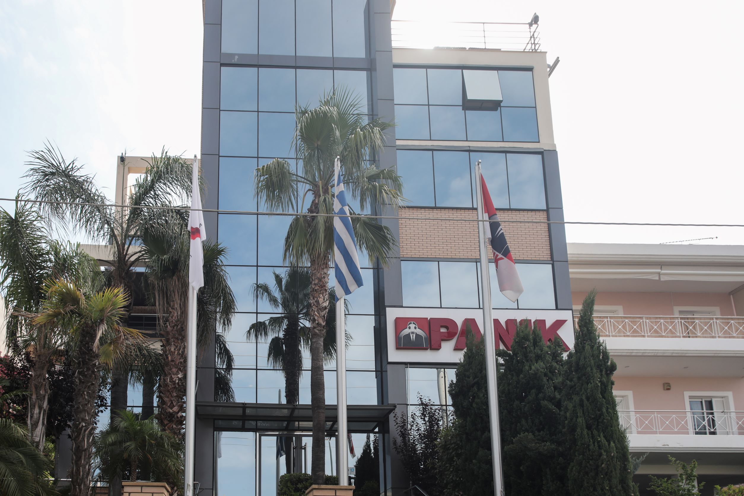 Ληστεία στη δισκογραφική Panik στη Βούλα