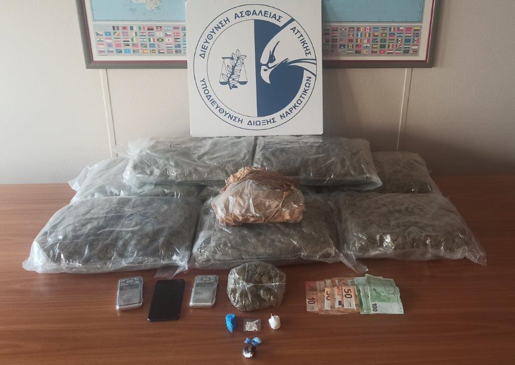 Βούλα: Συνελήφθη 49χρονος για διακίνηση ναρκωτικών – Κατασχέθηκαν περίπου 9 κιλά κάνναβης