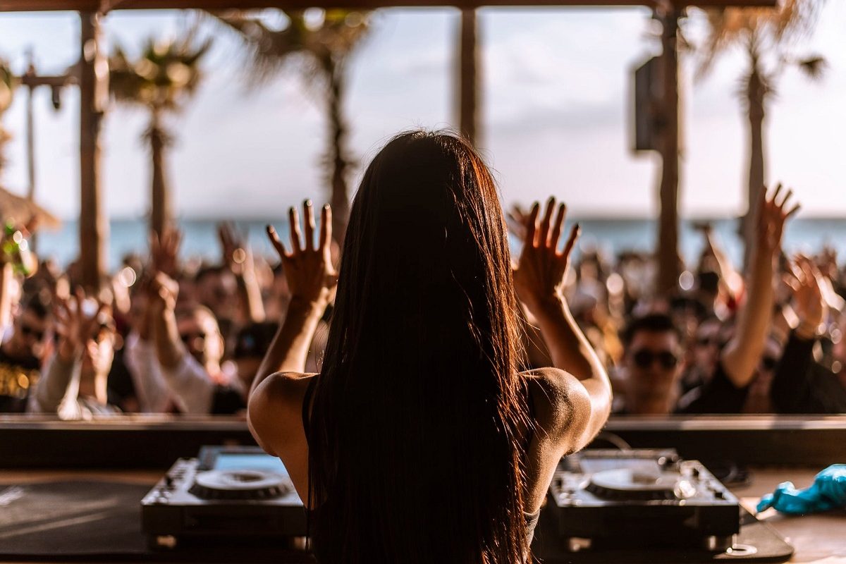 Nick Warren και 8Kays έρχονται στο Bolivar