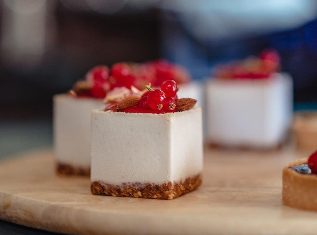 Avit και Little Darling: Τα αγαπημένα μας νότια, vegan σημεία ενώνουν τις δυνάμεις τους