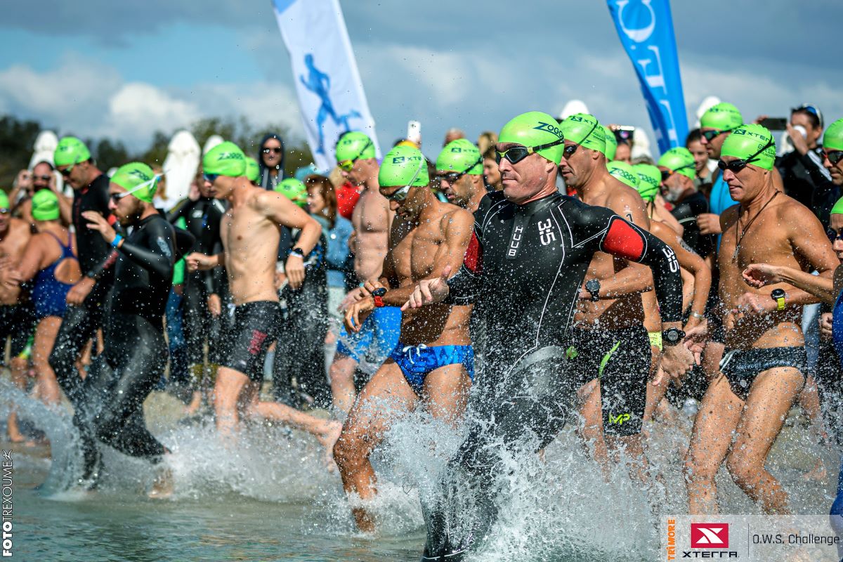 Xterra: Βρεθήκαμε στον πολυσυζητημένο αγώνα ανοιχτής θάλασσας στη Βούλα