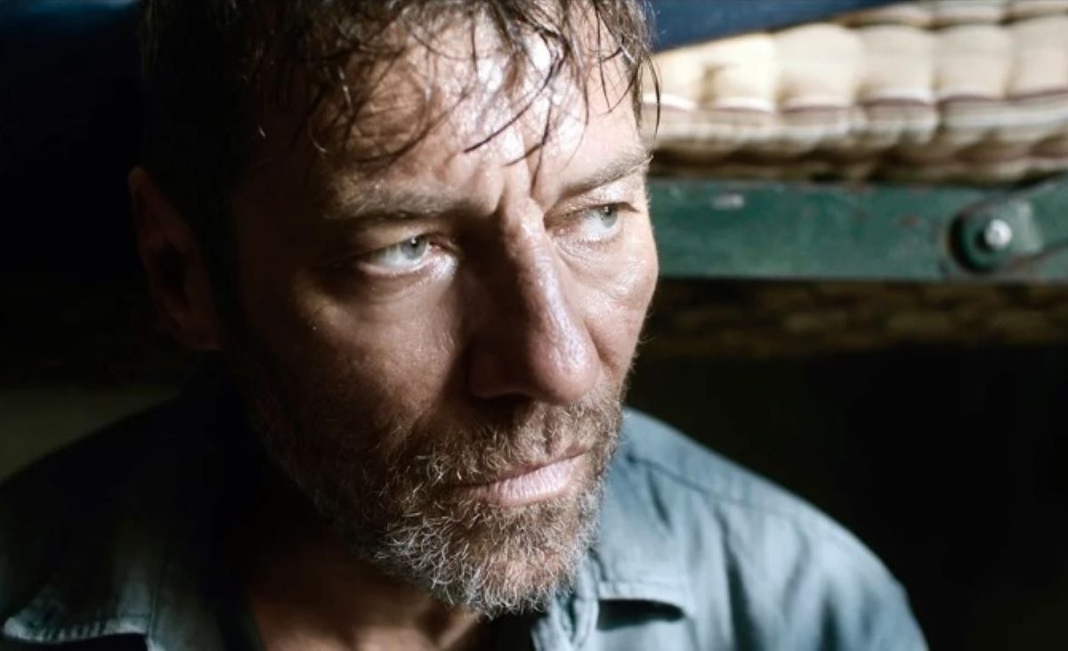 Μία νύχτα του Αυγούστου: Είδαμε το πρώτο επεισόδιο της νέας σειράς της ΕΡΤ