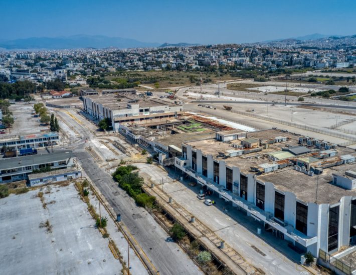 Δήμος Ελληνικού – Αργυρούπολης: Τα πλάνα για νέο δημαρχείο, ναυταθλητικές εγκαταστάσεις και οι πρώην βίλες της ΥΠΑ