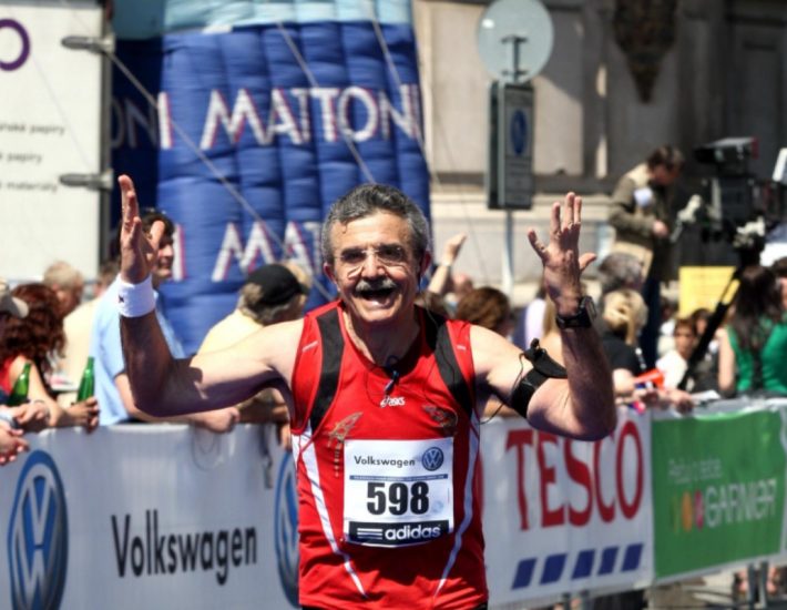 Ο Γιάννης Μπίρης δεν τρέχει με τα πόδια, αλλά με την ψυχή του