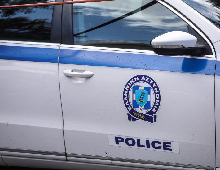 Αστυνομικός ο οδηγός μηχανής που παρέσυρε και σκότωσε πεζό στο Παλαιό Φάληρο