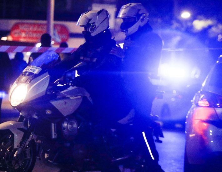 Γλυφάδα: Συνελήφθησαν δύο άτομα για κατοχή ναρκωτικών