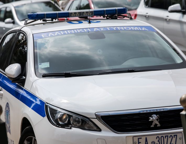 Ηλιούπολη: Συνελήφθησαν τρεις άνδρες για οπλοφορία