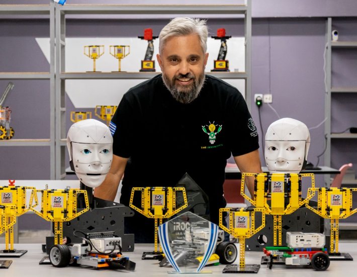 Ο Αντώνης Σκέλλας και οι Inventors είναι οι νότιοι masters της ρομποτικής