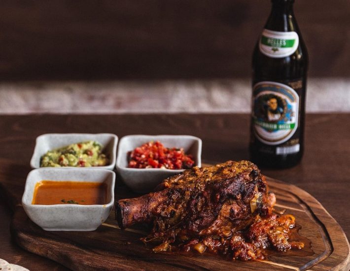 Tyson Comfort Pub: Για μπίρες και λατινοαμερικάνικες γεύσεις στη Γλυφάδα