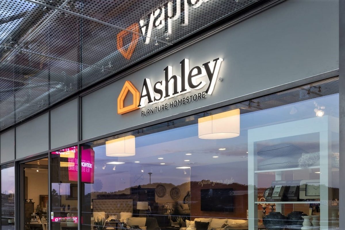 Nέο κατάστημα Ashley Furniture HomeStore στον Άλιμο