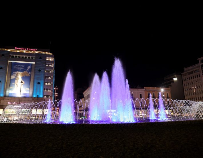 Omonoia Christmas Market: Η ιστορική πλατεία της Αθήνας γίνεται χριστουγεννιάτικη