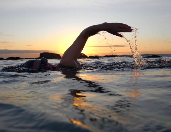 10 συμβουλές για χειμερινή κολύμβηση