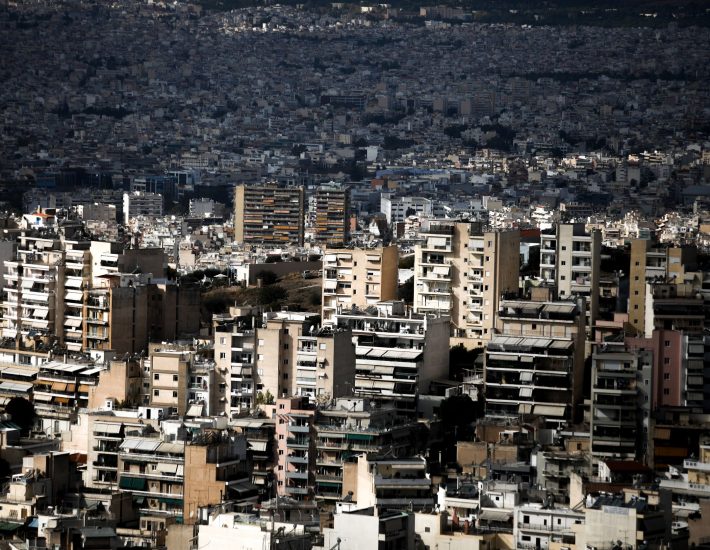 Ακίνητα: Πιέσεις για μόνιμη ρύθμιση στα αδήλωτα τετραγωνικά